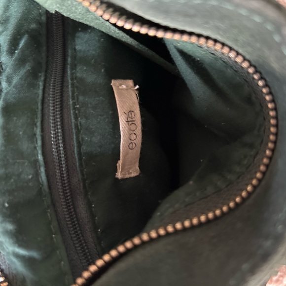 Urban Outfitters Ecote Green Suede Fringe Bag with Chain Strap - Picture 3 of 4